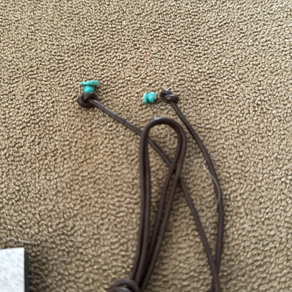 Turquoise & Silver Pendant Leather Cord Necklace (TD) - Picture 3 of 5